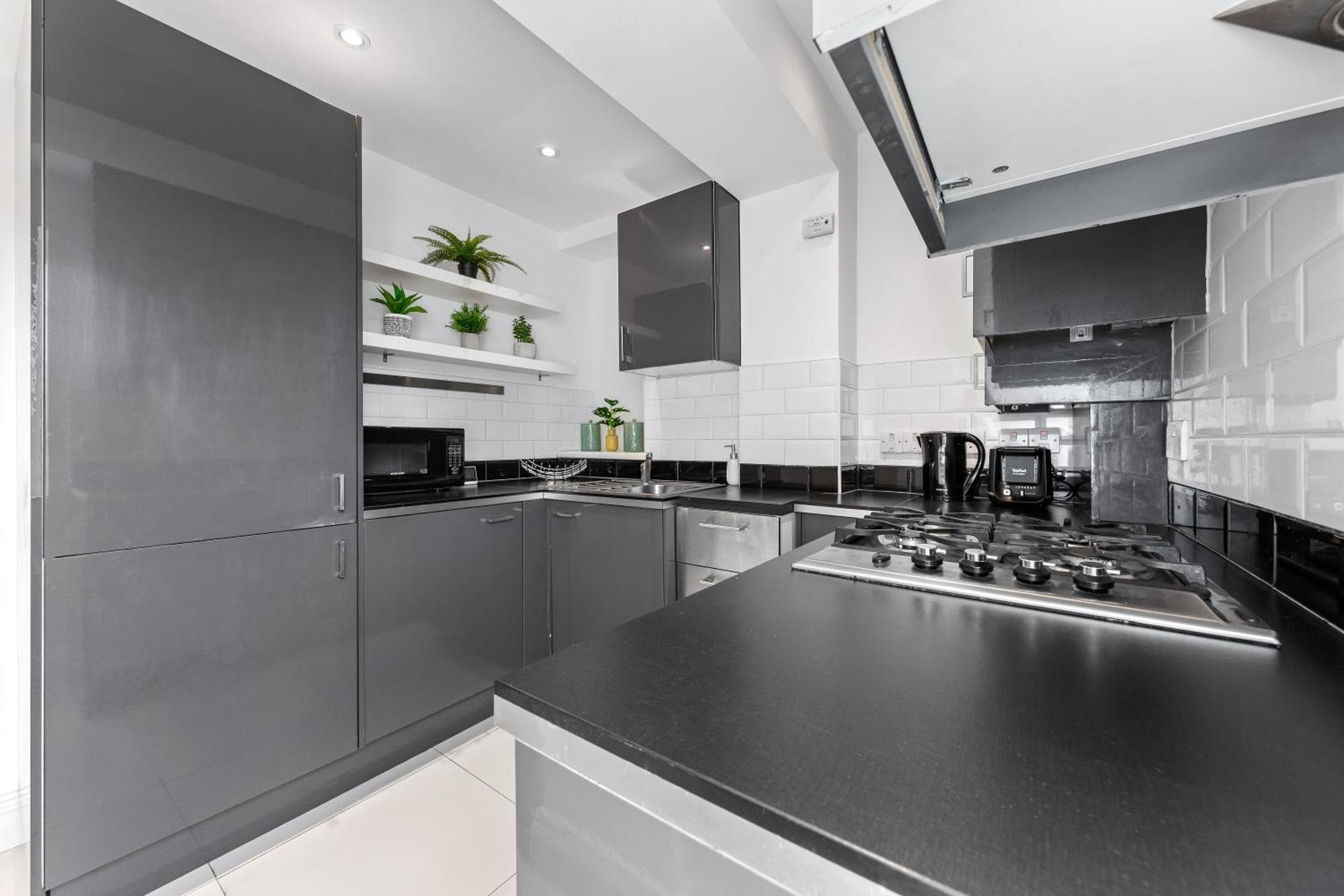Central London Two Bedroom Serviced Apartment - Nine Elms Luxury Stay - Vauxhall & Westminster Екстер'єр фото