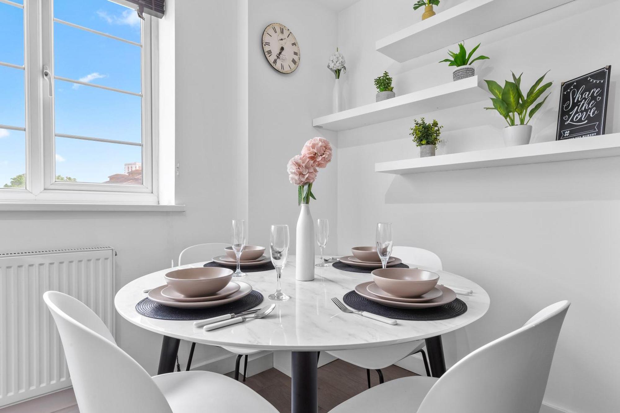Central London Two Bedroom Serviced Apartment - Nine Elms Luxury Stay - Vauxhall & Westminster Екстер'єр фото