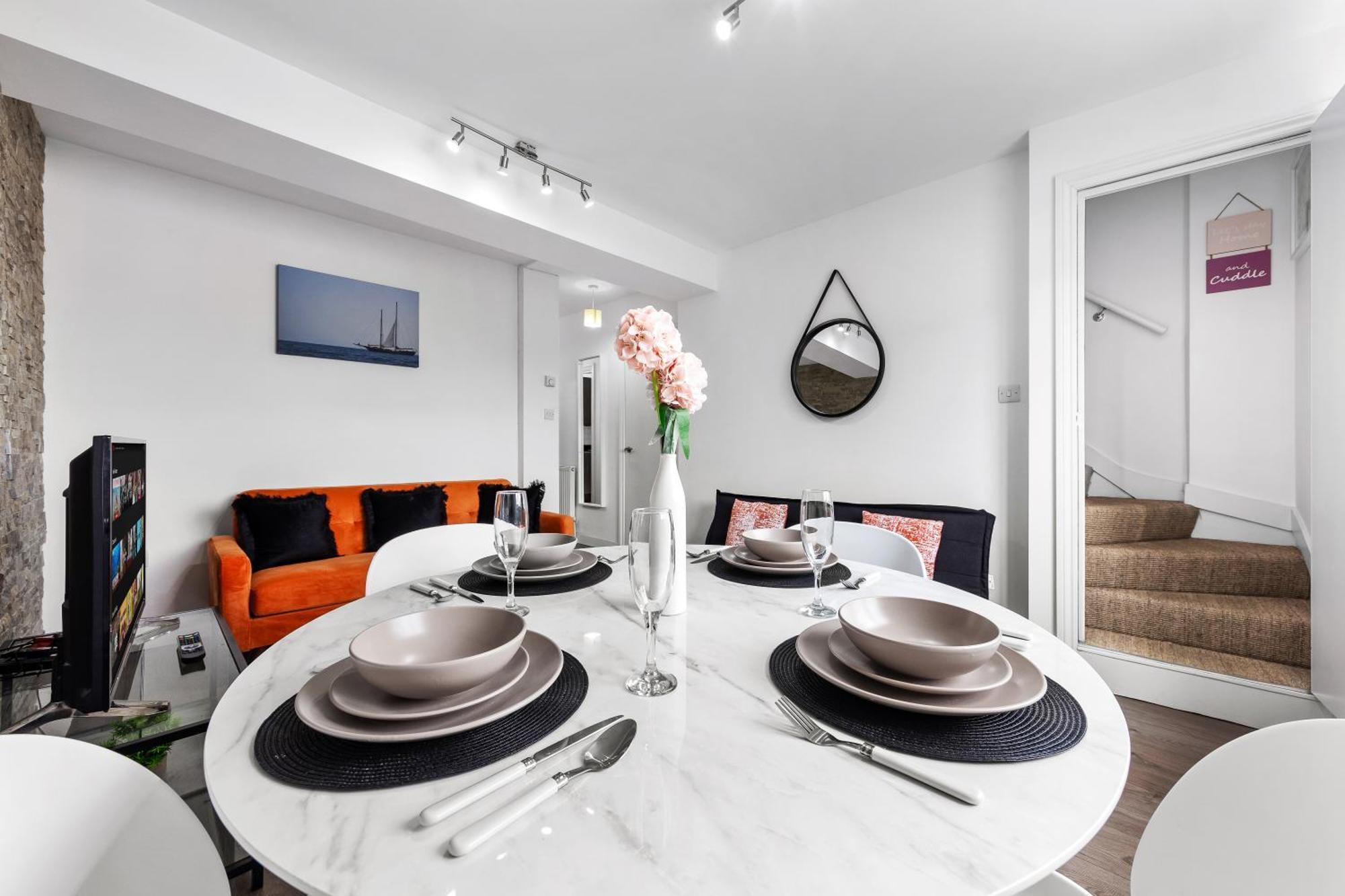 Central London Two Bedroom Serviced Apartment - Nine Elms Luxury Stay - Vauxhall & Westminster Екстер'єр фото